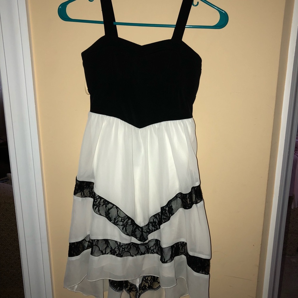 Speechless black and white dress